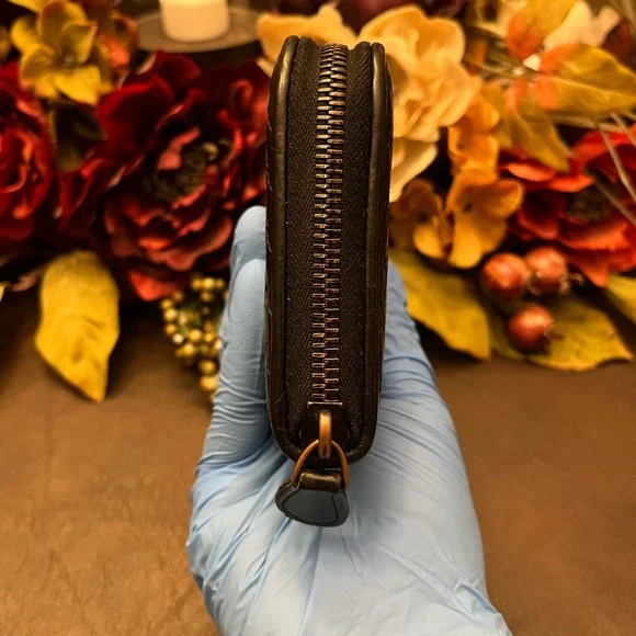 Bottega Veneta Black Imperatore Long Wallet Zipper Calf Leather - Picture 10 of 16